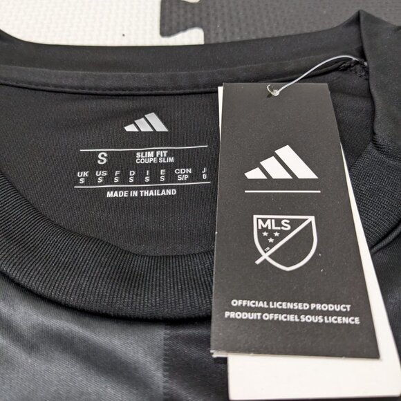 Messi #10 Inter Miami CF 25/26 Away Black Adidas Jersey - Picture 4 of 10